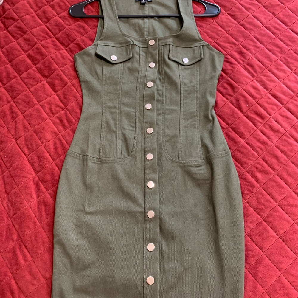 Green dress